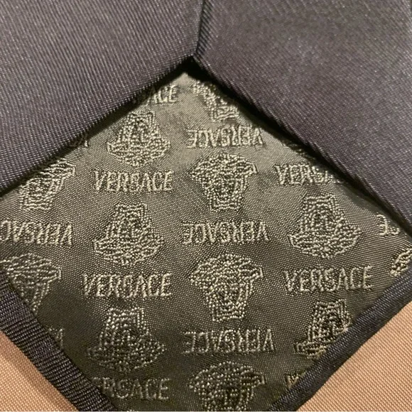 Gianni Versace Black tie - Picture 3 of 5